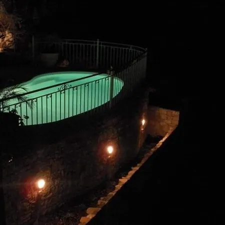 Villa Elpida *